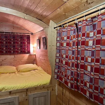 Bouteille Au Canal Chalet *